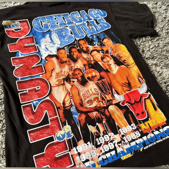 Chicago Bulls Double Three-peat Dynasty shirt - Picture 5 of 6